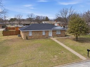 121  Hillside Lane , DeSoto Texas 75115