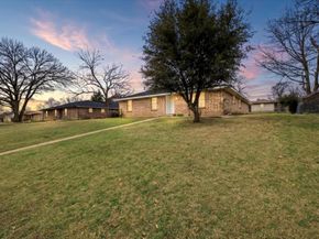 121  Hillside Lane , DeSoto Texas 75115
