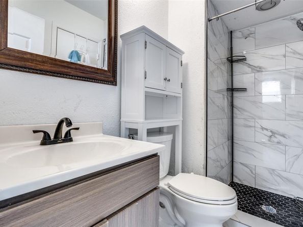 1402 S Carrier Parkway  110, Grand Prairie Texas 75051