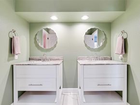 740  Newport Road , Fort Worth Texas 76120