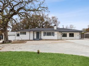 102  Woodland Drive , Highland Village Texas 75077