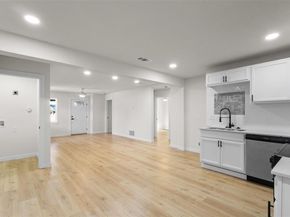 3811  Malden Lane , Dallas Texas 75216