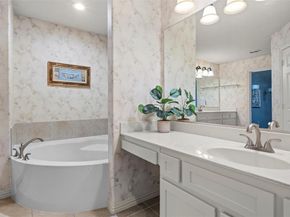 2803  Pino  , Grand Prairie Texas 75054