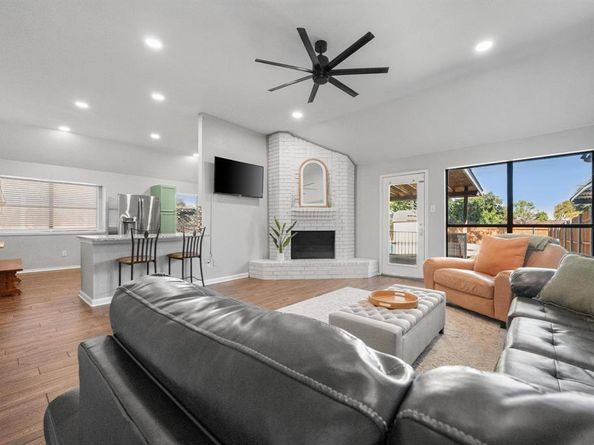 1561  Winter Park Lane , Lewisville Texas 75077