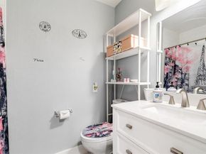 4347  Dickason Avenue  111, Dallas Texas 75219