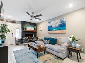 4347  Dickason Avenue  111, Dallas Texas 75219