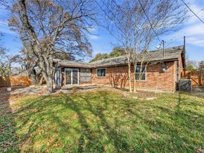 3920  Sanguinet Street , Fort Worth Texas 76107