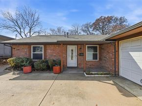 3920  Sanguinet Street , Fort Worth Texas 76107