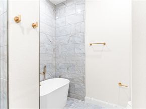 2346  Fatima Avenue , Dallas Texas 75241