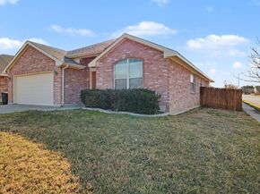 2433  Forest Creek Drive , Fort Worth Texas 76123
