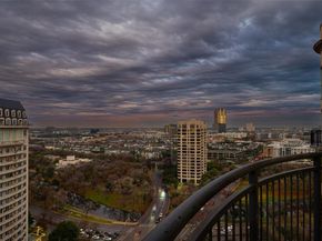 3401  Lee Parkway  2106, Dallas Texas 75219