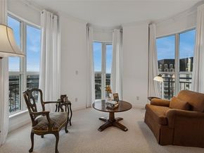 3401  Lee Parkway  2106, Dallas Texas 75219