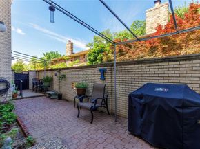 6126  Averill Way  103W, Dallas Texas 75225