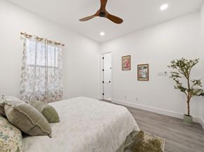 1919  Pollard Street , Dallas Texas 75208