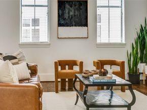 2123  Diversey Street , Dallas Texas 75201
