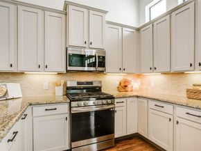 2123  Diversey Street , Dallas Texas 75201