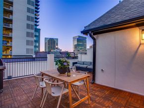 2123  Diversey Street , Dallas Texas 75201