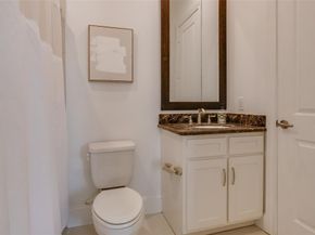 2123  Diversey Street , Dallas Texas 75201