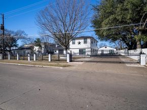 2133  Pleasant Drive , Dallas Texas 75227