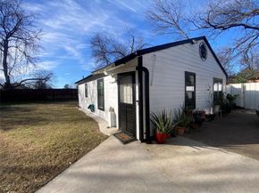 2133  Pleasant Drive , Dallas Texas 75227