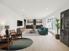 5635  Elm Valley Lane , Dallas Texas 75232