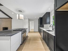 5635  Elm Valley Lane , Dallas Texas 75232