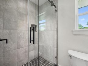 5635  Elm Valley Lane , Dallas Texas 75232