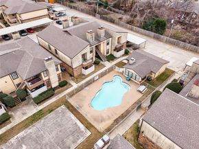 1735  Crest Grove Drive , Arlington Texas 76012