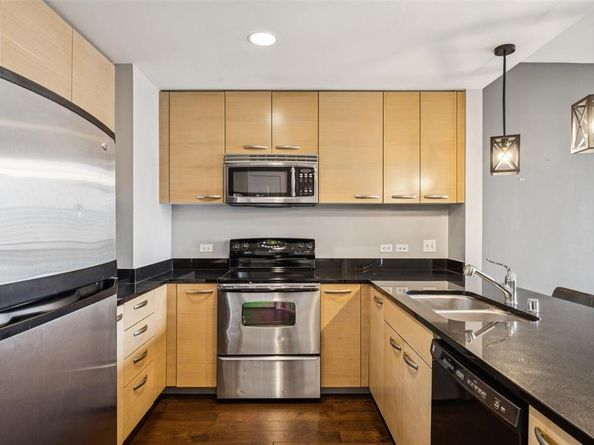 1200  Main Street  503, Dallas Texas 75202