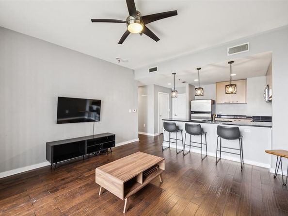1200  Main Street  503, Dallas Texas 75202
