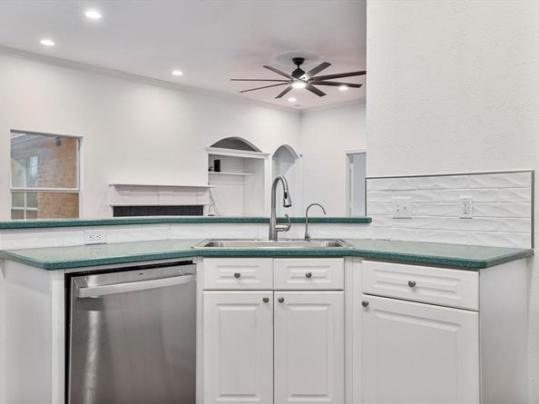 2904  Cedar Pass Court , Flower Mound Texas 75022