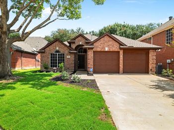 2904  Cedar Pass Court 