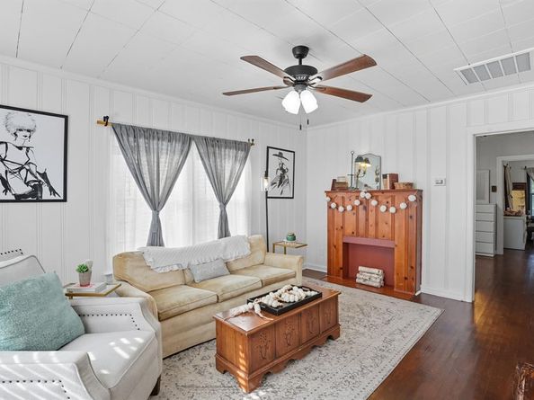 3244  Ryan Avenue , Fort Worth Texas 76110