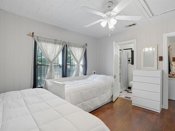3244  Ryan Avenue , Fort Worth Texas 76110