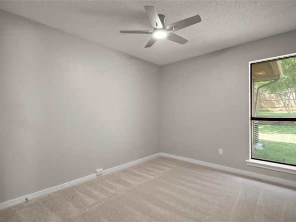 1017  Stableway Lane , Bedford Texas 76022