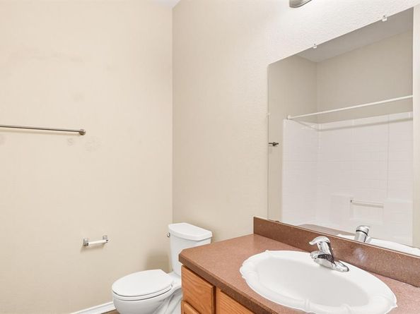 909  Hannah Way , Dallas Texas 75253