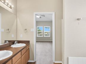 909  Hannah Way , Dallas Texas 75253