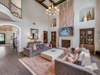 1135  Echols Drive 