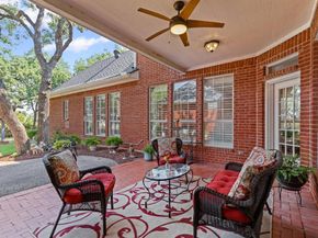 1009  Oak Ridge Court , Kennedale Texas 76060