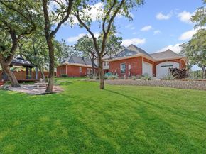 1009  Oak Ridge Court , Kennedale Texas 76060