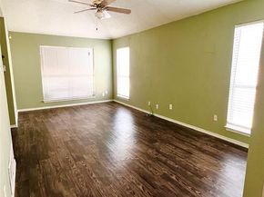 9412  Jill Lane , Dallas Texas 75227