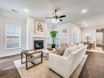 8532  Melrose  