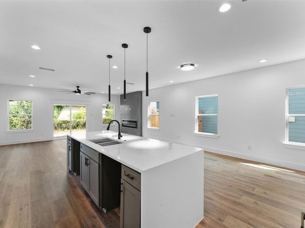 2023  Life Avenue , Dallas Texas 75212
