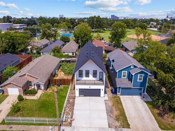 2023  Life Avenue , Dallas Texas 75212