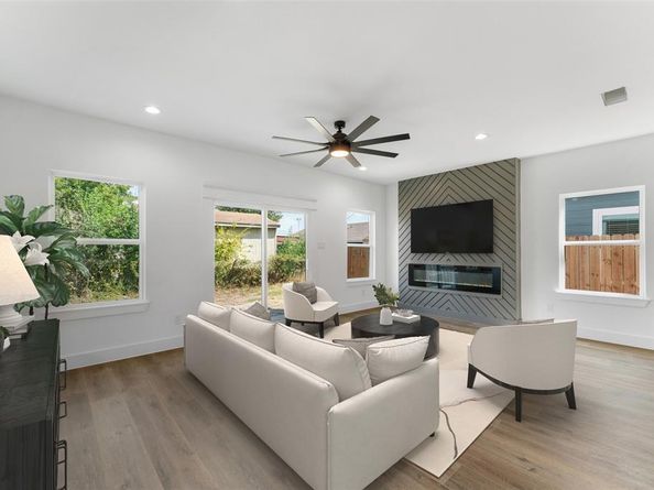 2023  Life Avenue , Dallas Texas 75212