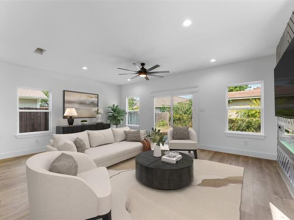 2023  Life Avenue , Dallas Texas 75212