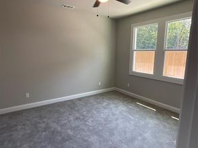 1220 E Leuda Street , Fort Worth Texas 76104