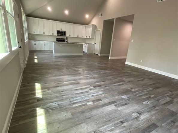 1220 E Leuda Street , Fort Worth Texas 76104