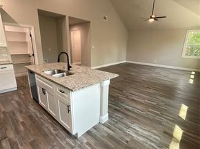 1220 E Leuda Street , Fort Worth Texas 76104