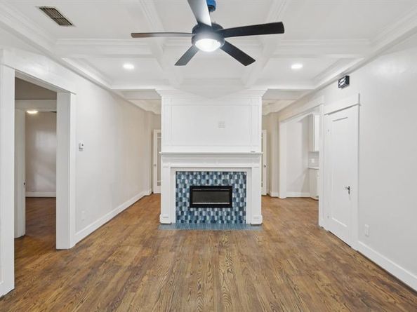 125 S Clinton Avenue , Dallas Texas 75208